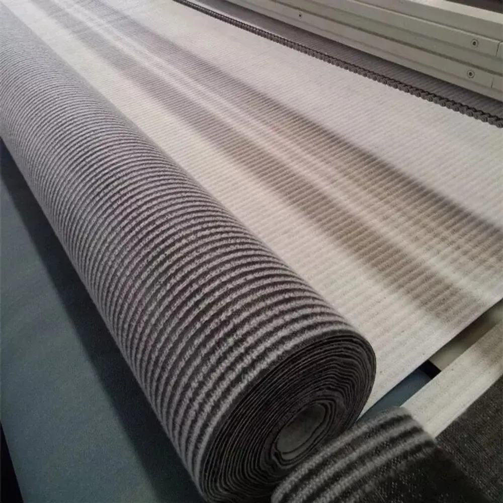 GCL Berlaminasi PE (PE-Laminated GCL) — Gambar lainnya