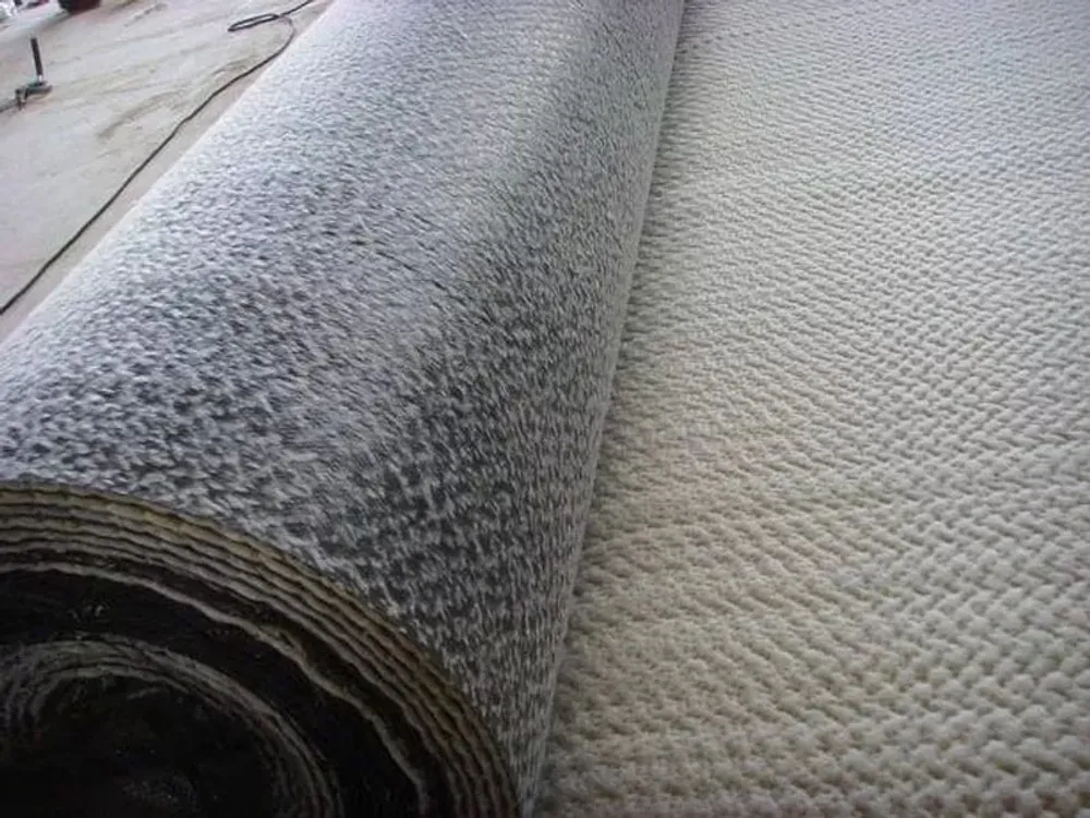 Geosynthetic Clay Liner (GCL) — Produksi
