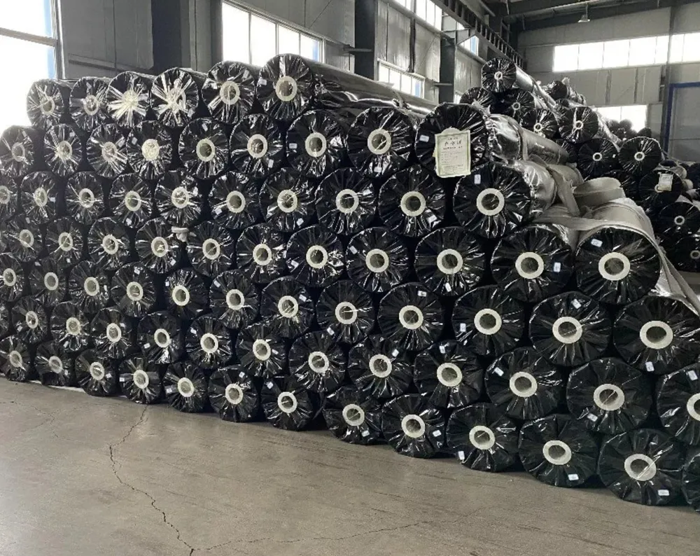 Geotextile Woven Poliester-PP (Polyester-PP Woven Geotextile) — Pengiriman & pengemasan