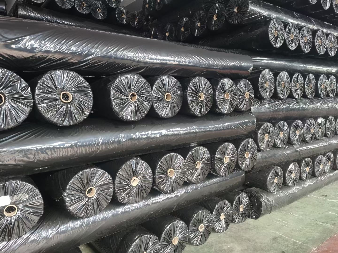 Panduan harga geotextile: apa yang sebenarnya menentukan harga kain