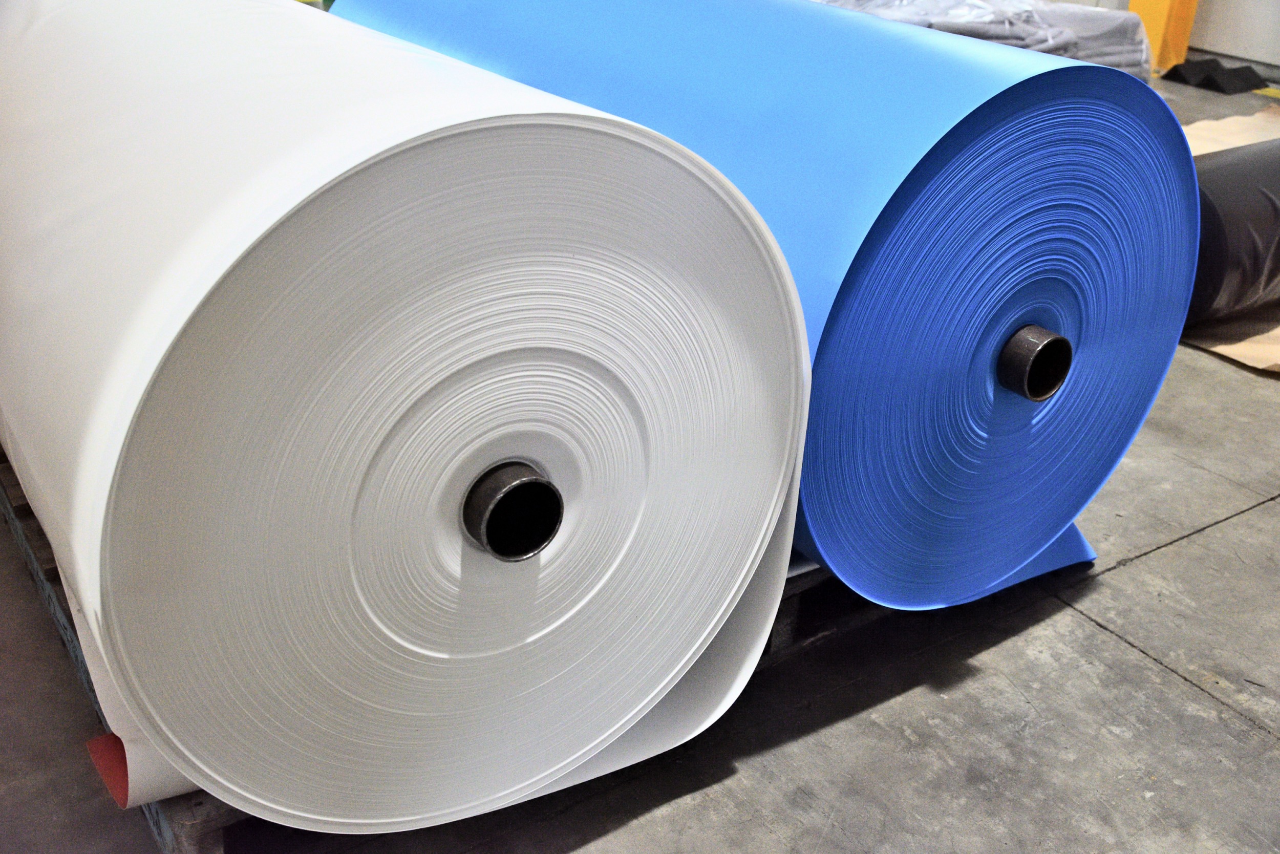 Geomembran HDPE vs PVC: liner kolam mana yang dipakai